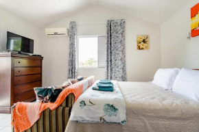 RECANTO DA GRETA- 5 min a pé da praia - B&B - Uma suíte exclusiva e um quarto aconchegante - A melhor GUEST HOUSE do sul da ilha de Floripa